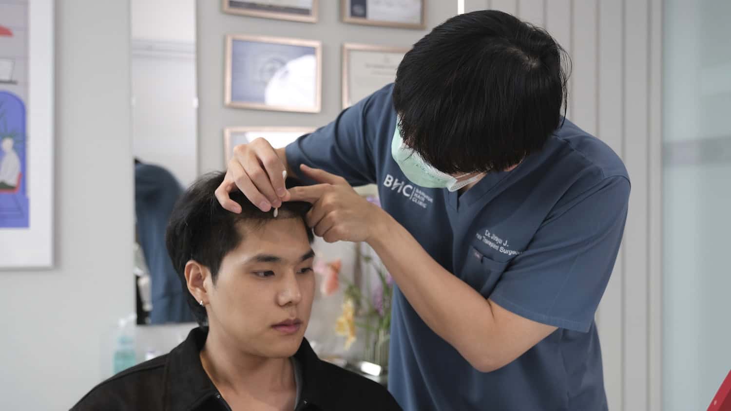 DHI hair transplant consultation at Bangkok Hair Clinic